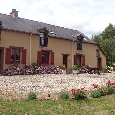Chambres D'Hotes Domaine Du Bois-Basset Saint-Onen-la-Chapelle Exteriör bild